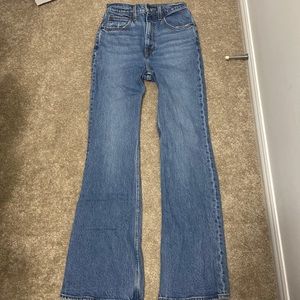 Levi’s 70s high rise flare